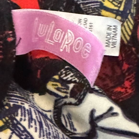 LuLaRoe Disney Villains Captain Hook OS Leggings - Picture 11 of 11